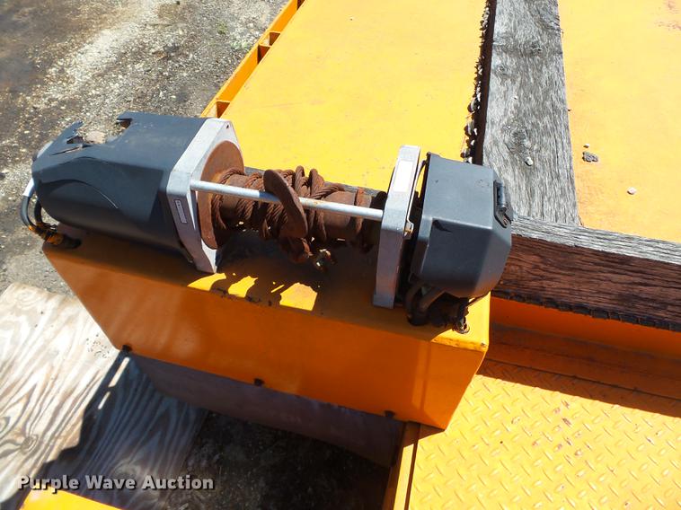 image for item DB7169 1996 Geisert tilt deck equipment trailer