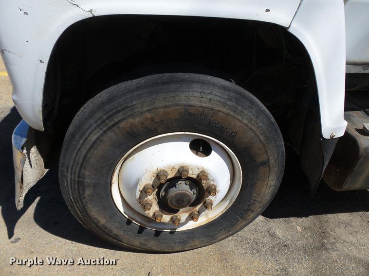 image for item DB7172 1987 Ford LN9000 dump truck