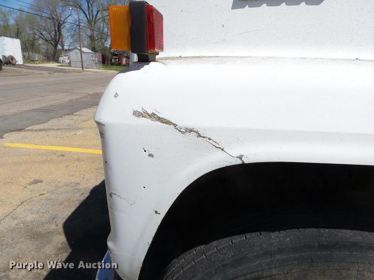 image for item DB7172 1987 Ford LN9000 dump truck