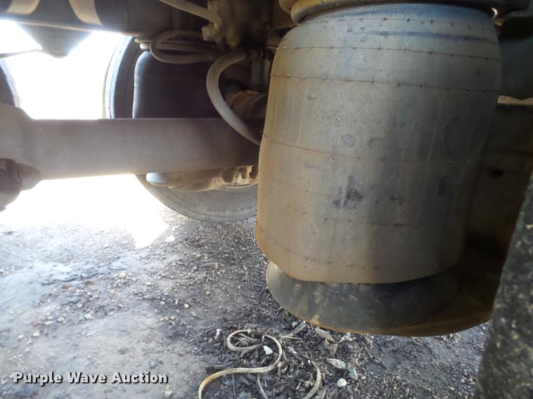 image for item DB7172 1987 Ford LN9000 dump truck