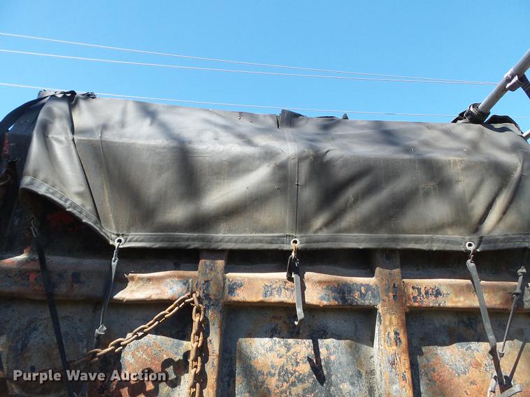 image for item DB7172 1987 Ford LN9000 dump truck