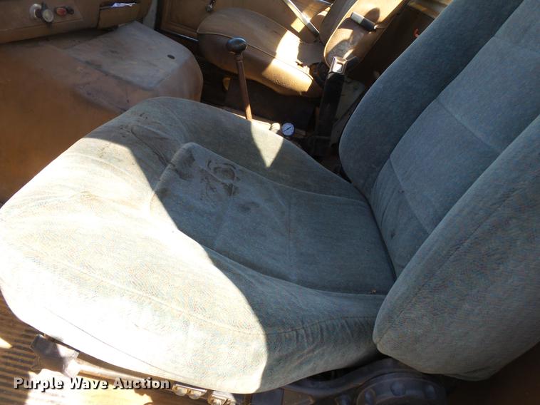 image for item DB7172 1987 Ford LN9000 dump truck