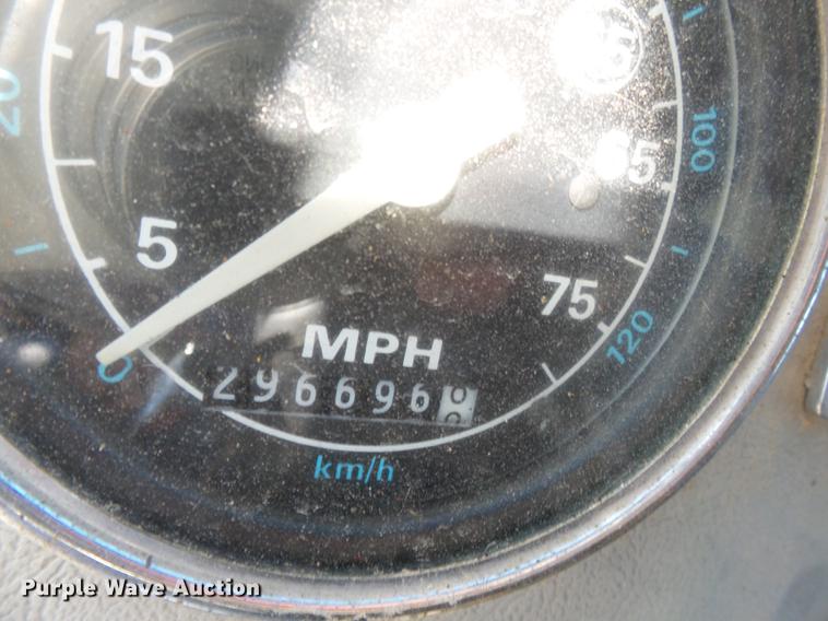 image for item DB7172 1987 Ford LN9000 dump truck