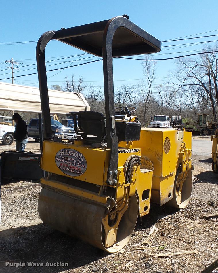 image for item DB7174 1996 Ingersoll Rand DD22 double drum vibratory roller