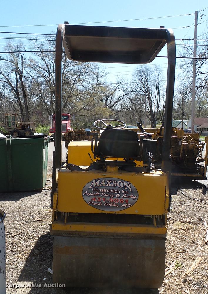 image for item DB7174 1996 Ingersoll Rand DD22 double drum vibratory roller