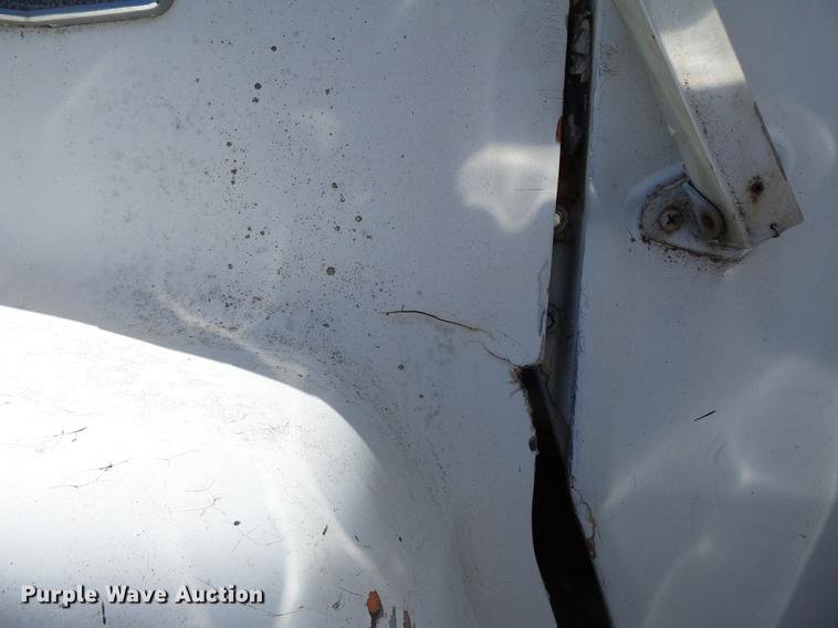 image for item DB7175 1982 Ford L9000 tank truck