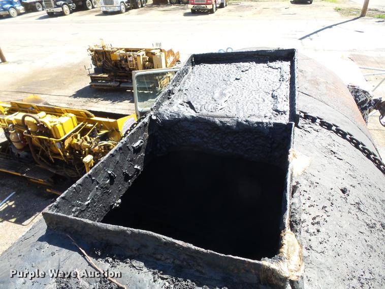 image for item DB7175 1982 Ford L9000 tank truck