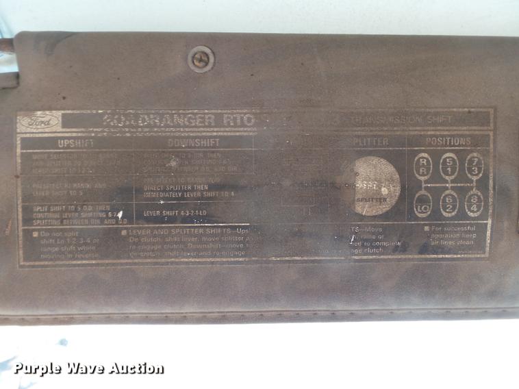 image for item DB7175 1982 Ford L9000 tank truck