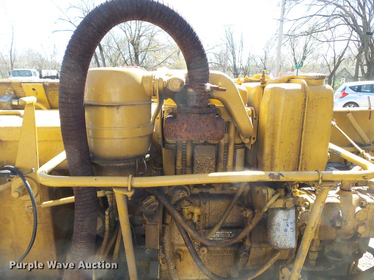 image for item DB7176 Caterpillar AP200 paver