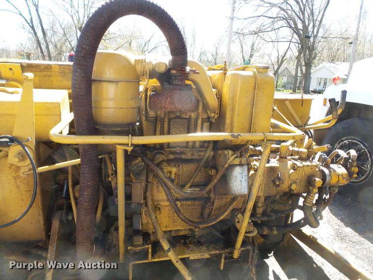 image for item DB7176 Caterpillar AP200 paver