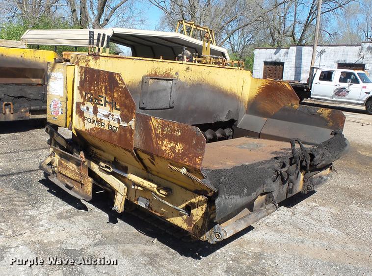 image for item DB7177 Gehl T650BD paver