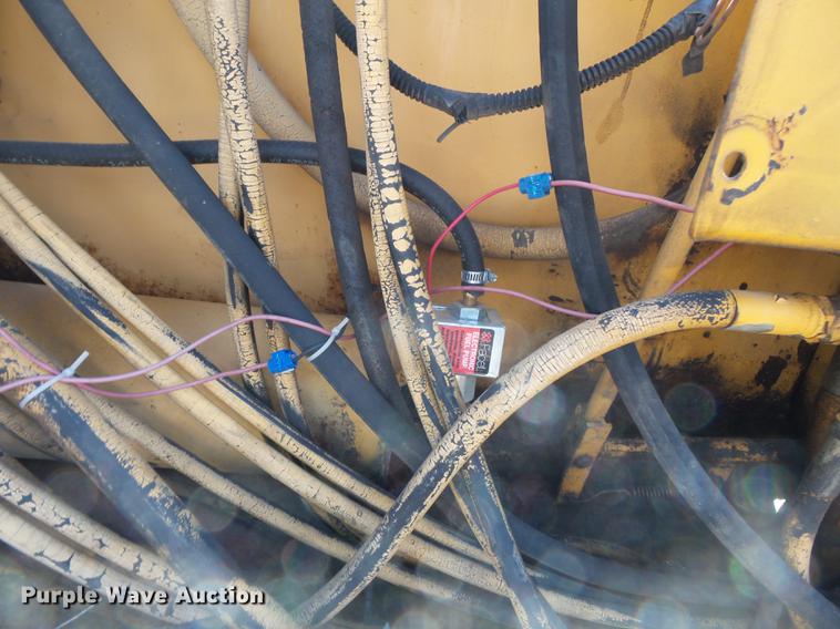 image for item DB7177 Gehl T650BD paver