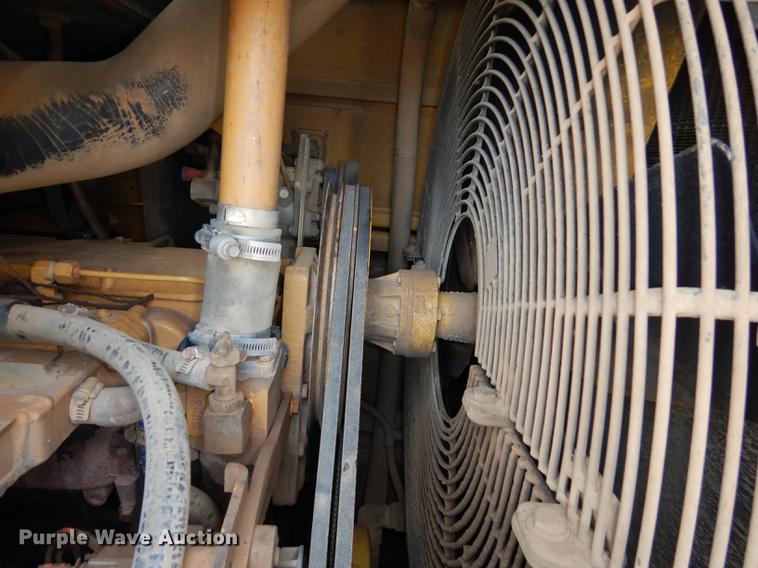 image for item DC0366 2003 Caterpillar 963C track loader