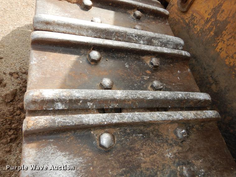 image for item DC0366 2003 Caterpillar 963C track loader