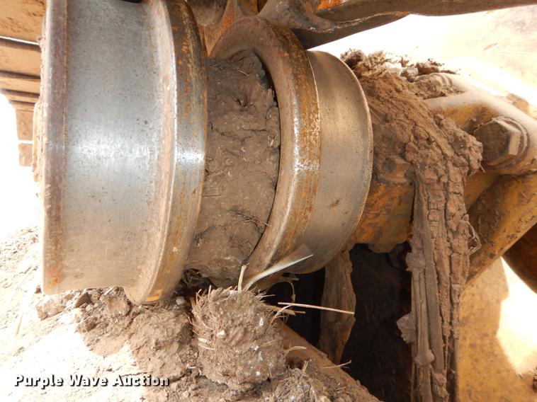 image for item DC0366 2003 Caterpillar 963C track loader