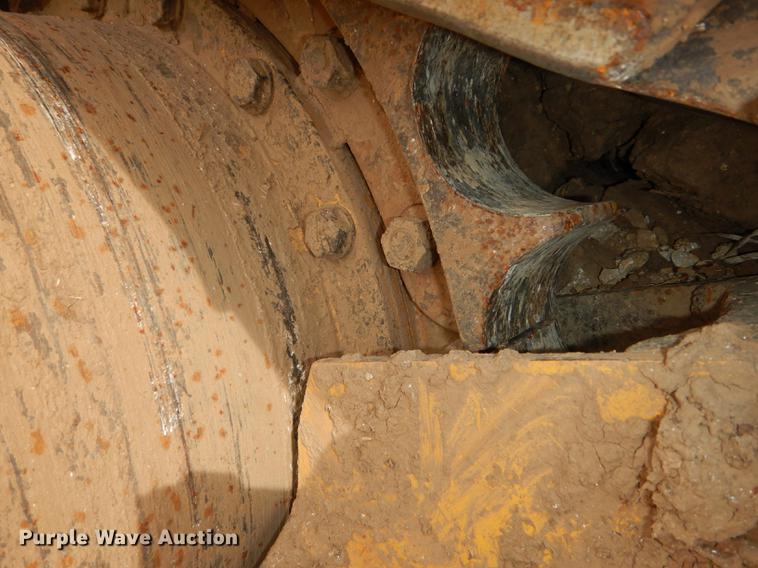 image for item DC0366 2003 Caterpillar 963C track loader