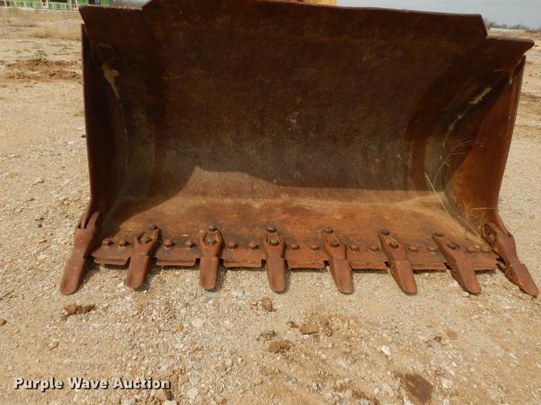 image for item DC0366 2003 Caterpillar 963C track loader