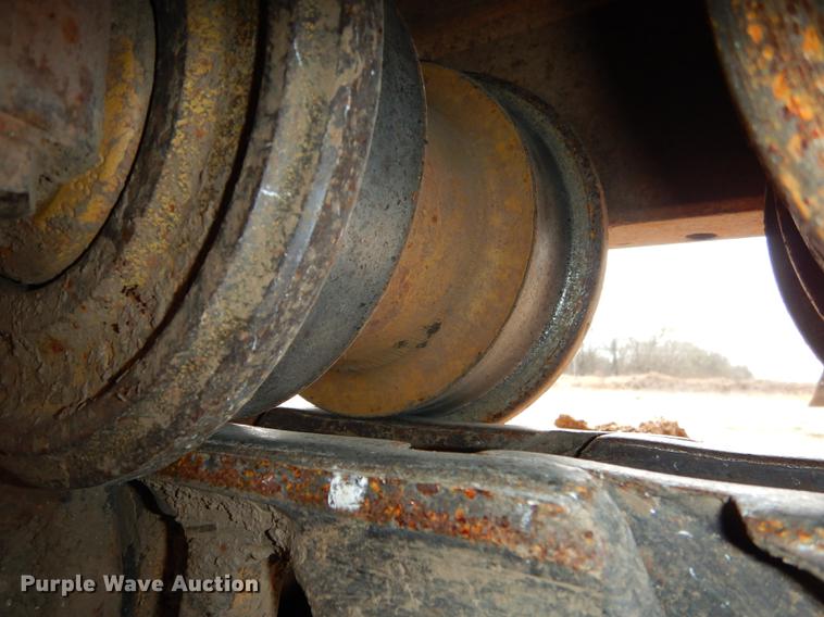 image for item DC0366 2003 Caterpillar 963C track loader