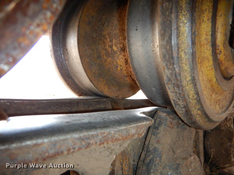 image for item DC0366 2003 Caterpillar 963C track loader