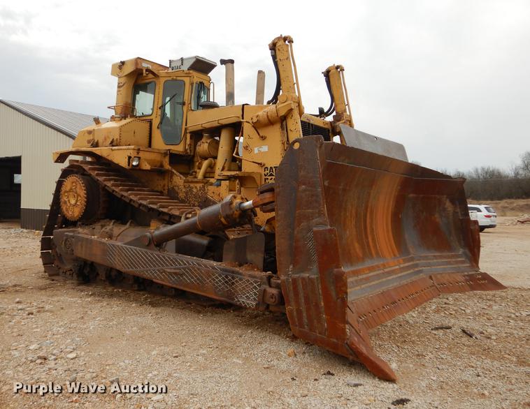 image for item DC0387 1984 Caterpillar D10L dozer