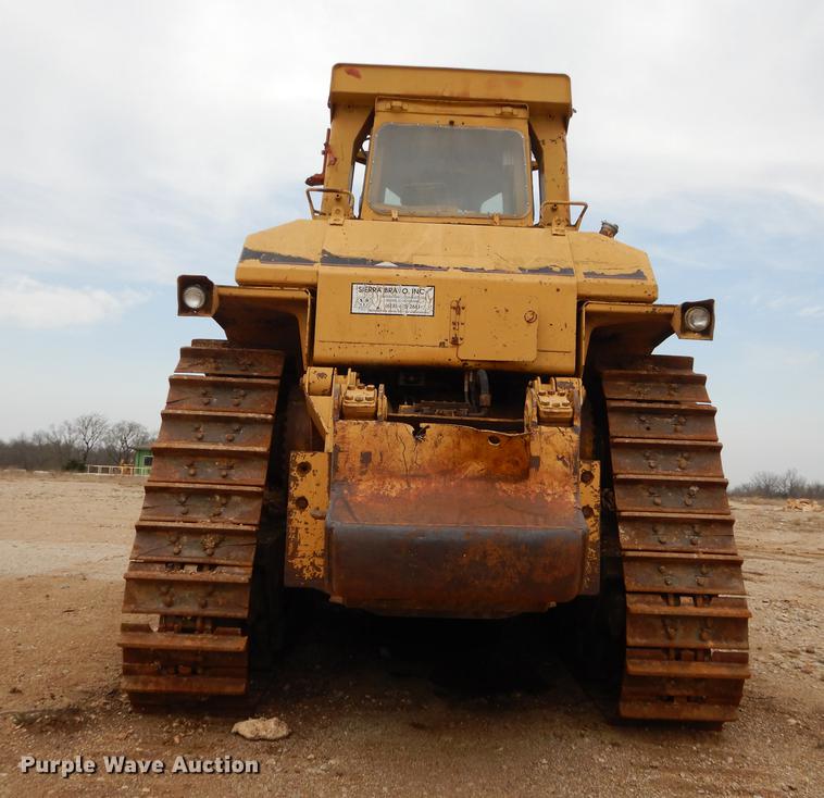 image for item DC0387 1984 Caterpillar D10L dozer