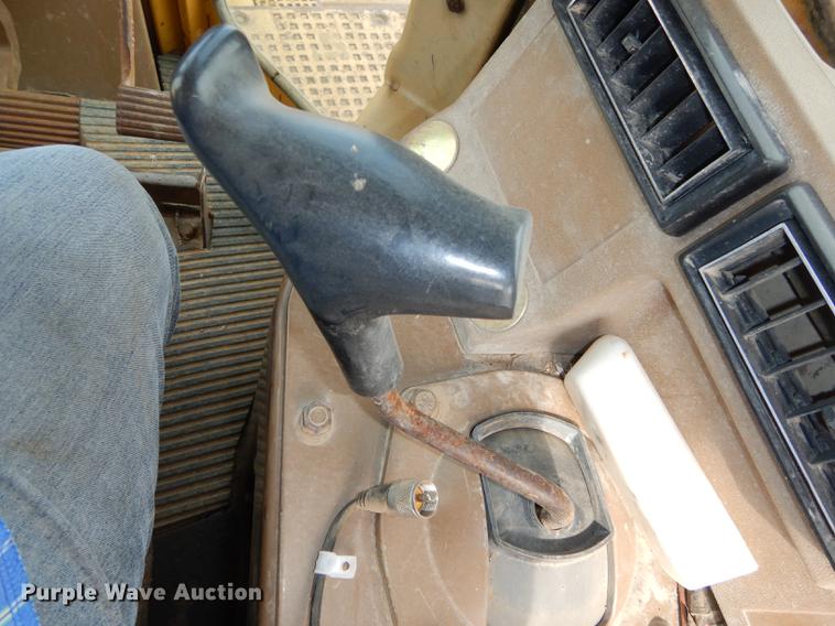 image for item DC0387 1984 Caterpillar D10L dozer