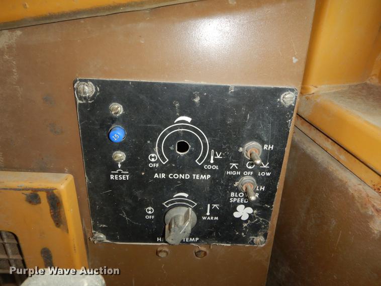 image for item DC0387 1984 Caterpillar D10L dozer