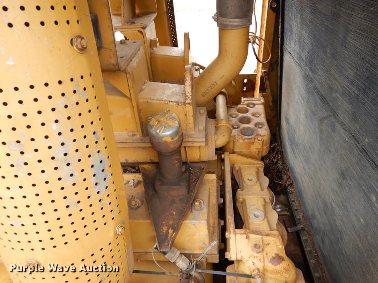 image for item DC0387 1984 Caterpillar D10L dozer