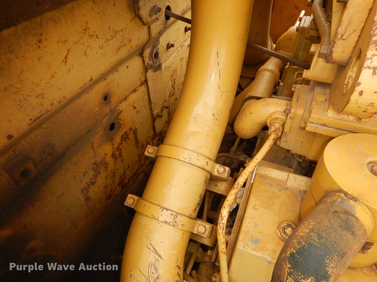 image for item DC0387 1984 Caterpillar D10L dozer