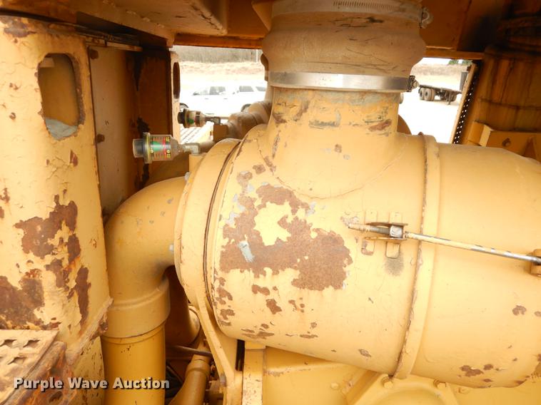 image for item DC0387 1984 Caterpillar D10L dozer