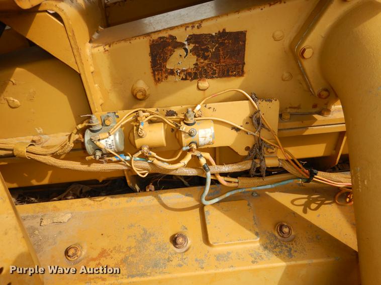 image for item DC0387 1984 Caterpillar D10L dozer