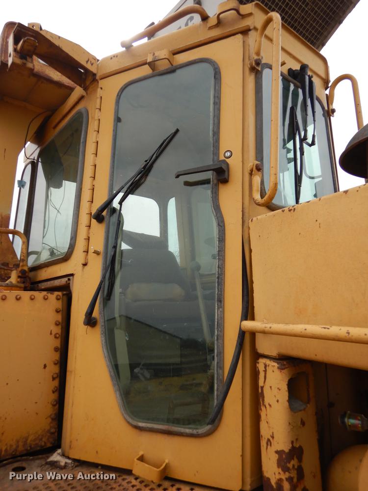 image for item DC0387 1984 Caterpillar D10L dozer