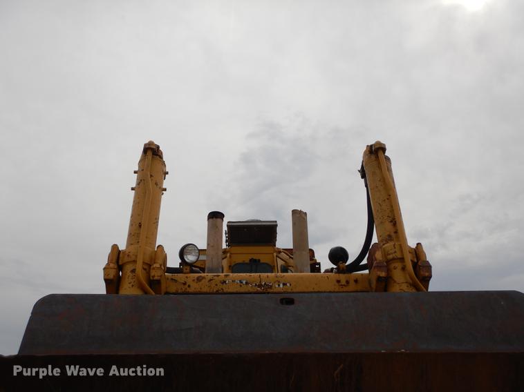 image for item DC0387 1984 Caterpillar D10L dozer