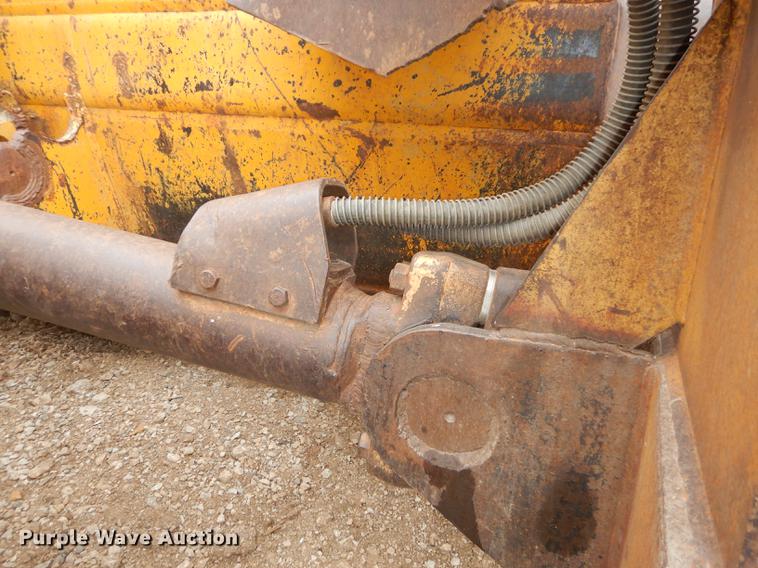 image for item DC0387 1984 Caterpillar D10L dozer