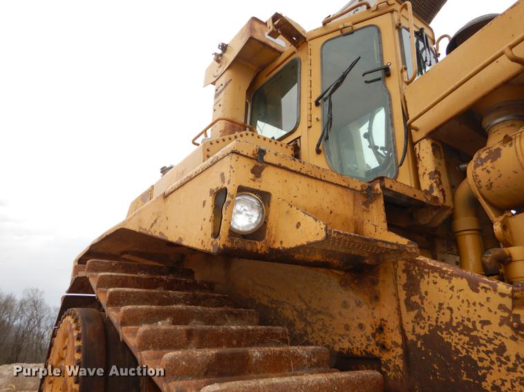 image for item DC0387 1984 Caterpillar D10L dozer