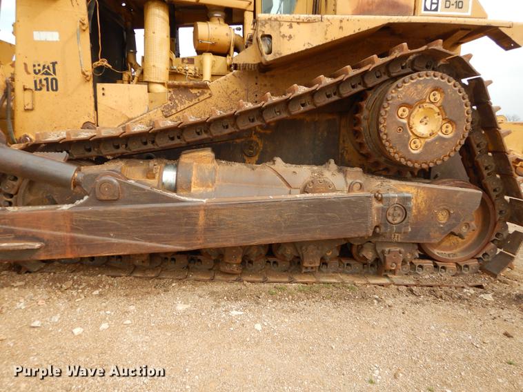 image for item DC0387 1984 Caterpillar D10L dozer