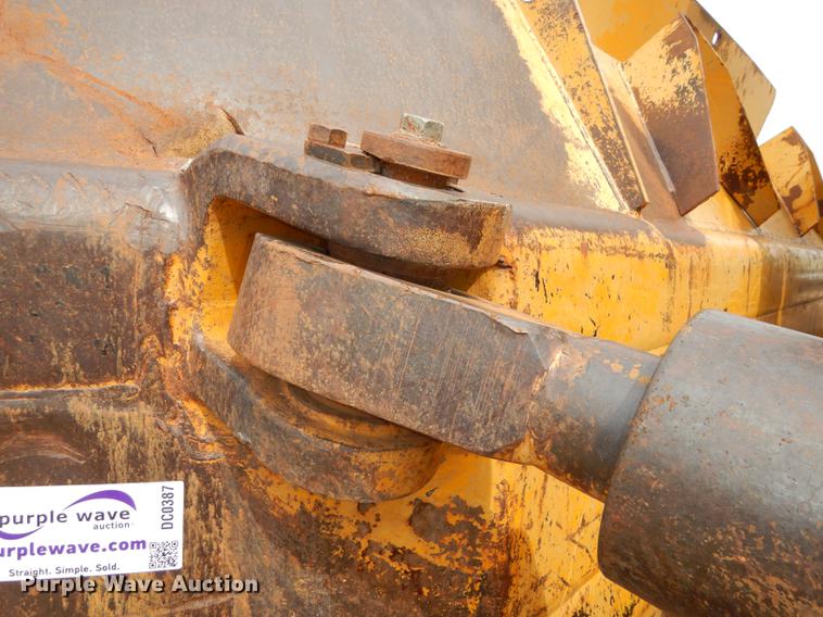 image for item DC0387 1984 Caterpillar D10L dozer