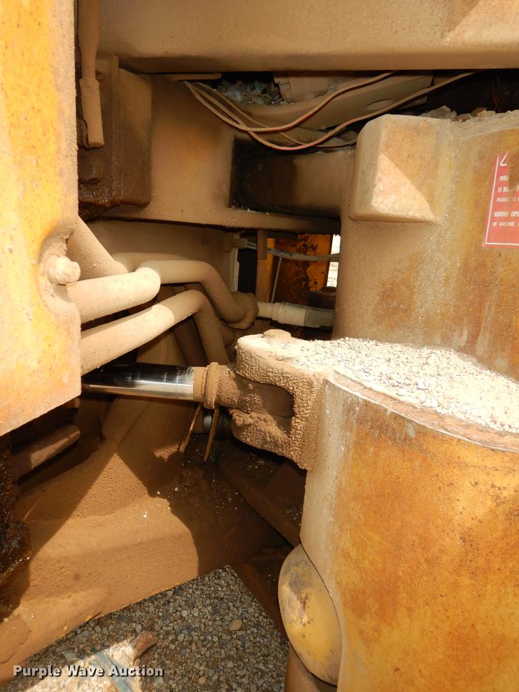 image for item DC0388 1970 Caterpillar 980B wheel loader