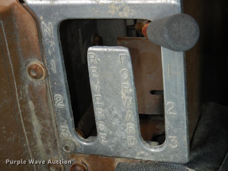 image for item DC0395 Caterpillar D10 dozer