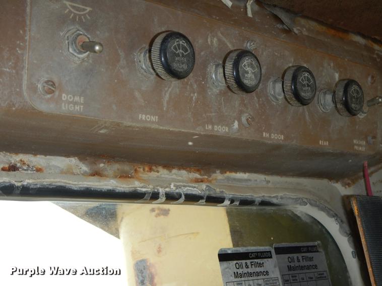 image for item DC0395 Caterpillar D10 dozer