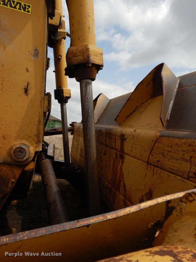 image for item DC0395 Caterpillar D10 dozer