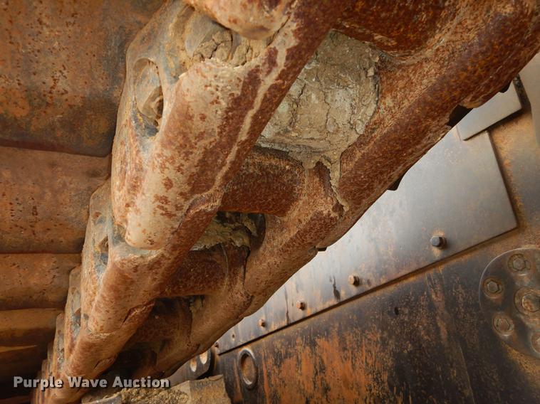 image for item DC0395 Caterpillar D10 dozer