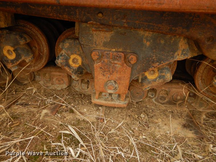 image for item DC0395 Caterpillar D10 dozer