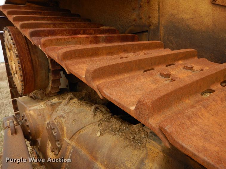 image for item DC0395 Caterpillar D10 dozer