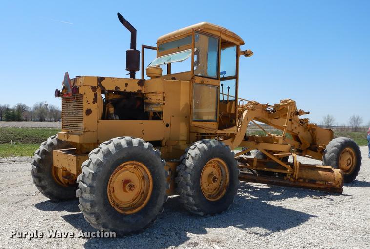 image for item DC0445 Adams 550 rigid frame motor grader