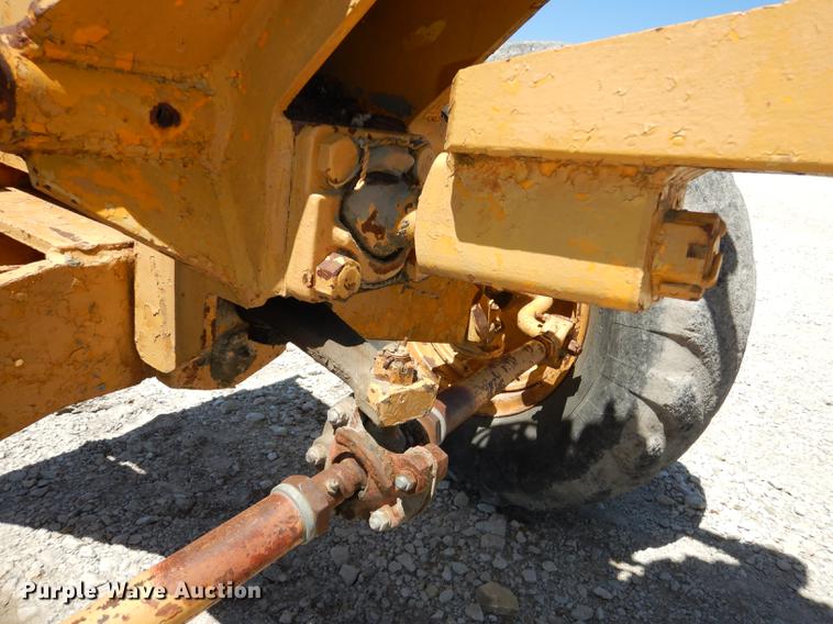 image for item DC0445 Adams 550 rigid frame motor grader