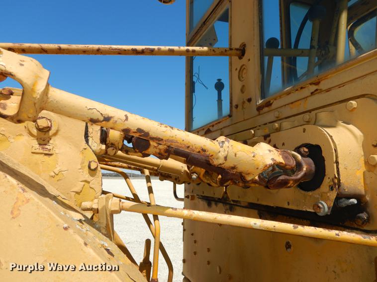 image for item DC0445 Adams 550 rigid frame motor grader