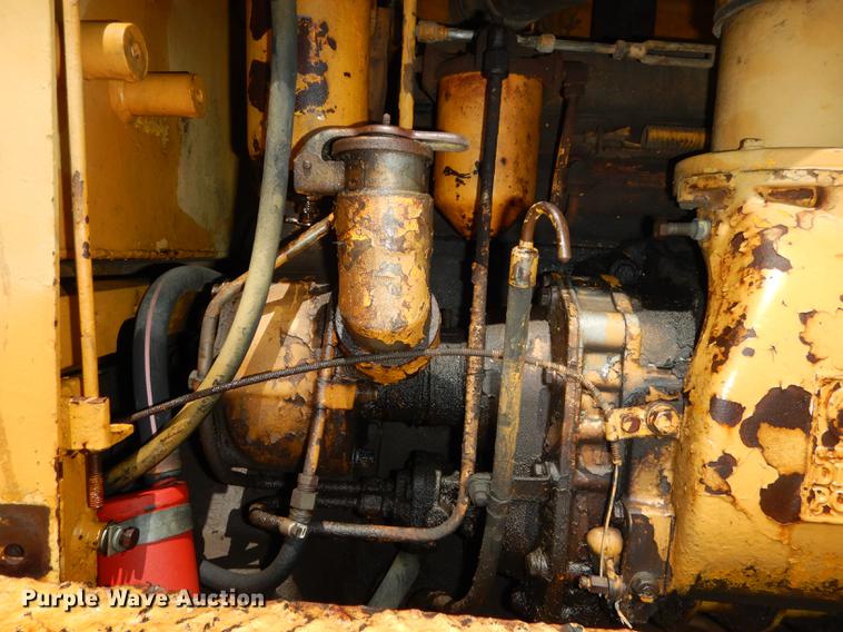 image for item DC0445 Adams 550 rigid frame motor grader