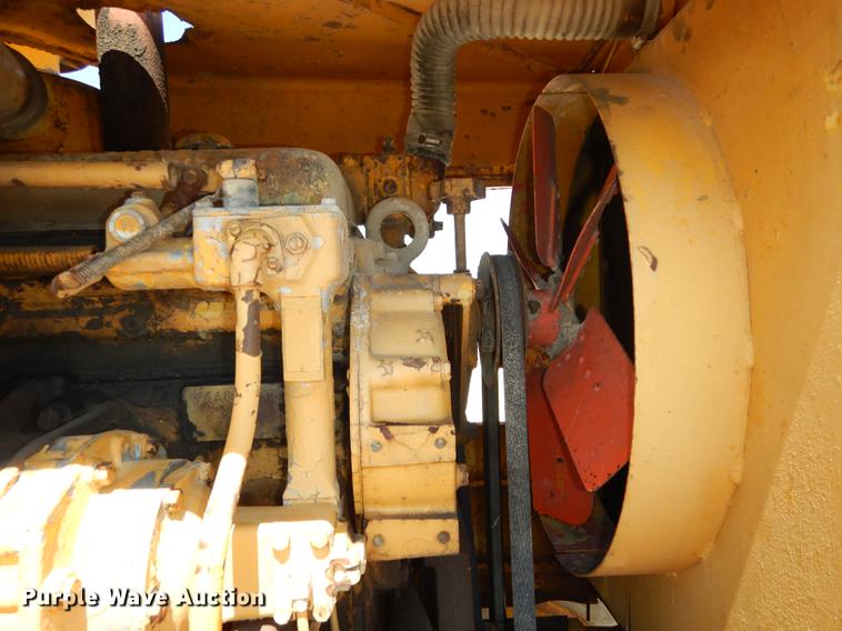 image for item DC0445 Adams 550 rigid frame motor grader