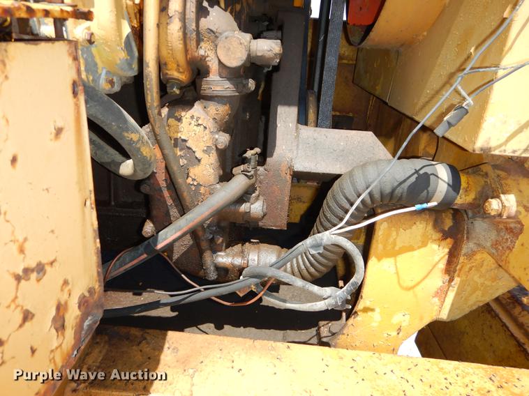 image for item DC0445 Adams 550 rigid frame motor grader